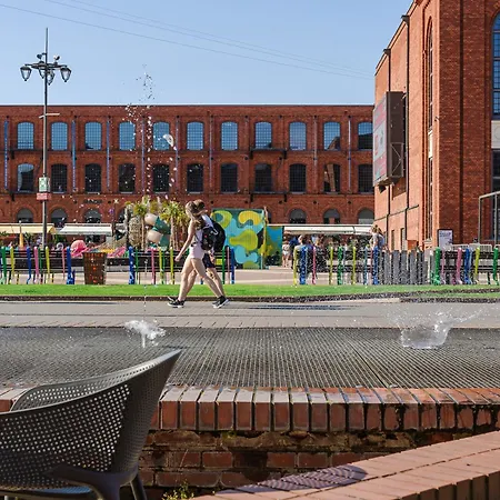 Lumina Stylish Apart With Parking In City Center Lodz  Exterior photo