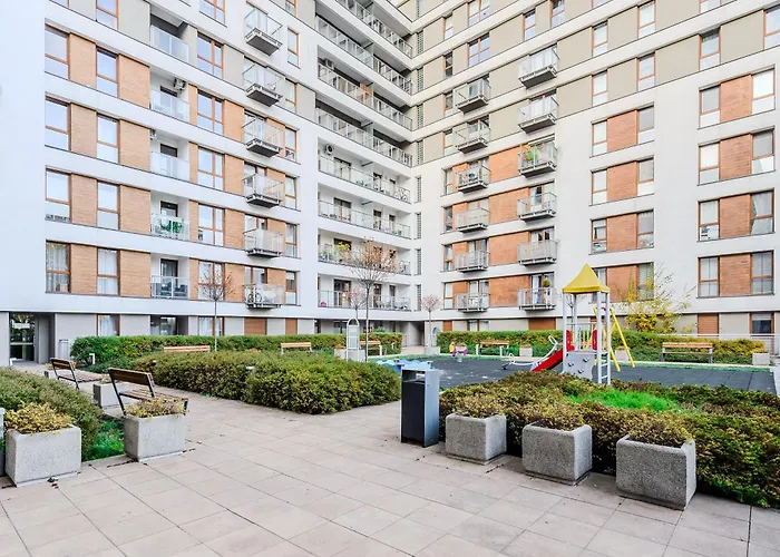 Lumina Stylish Apart With Parking In City Center