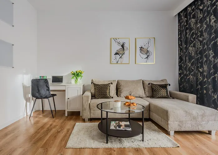 Lumina Stylish Apart With Parking In City Center